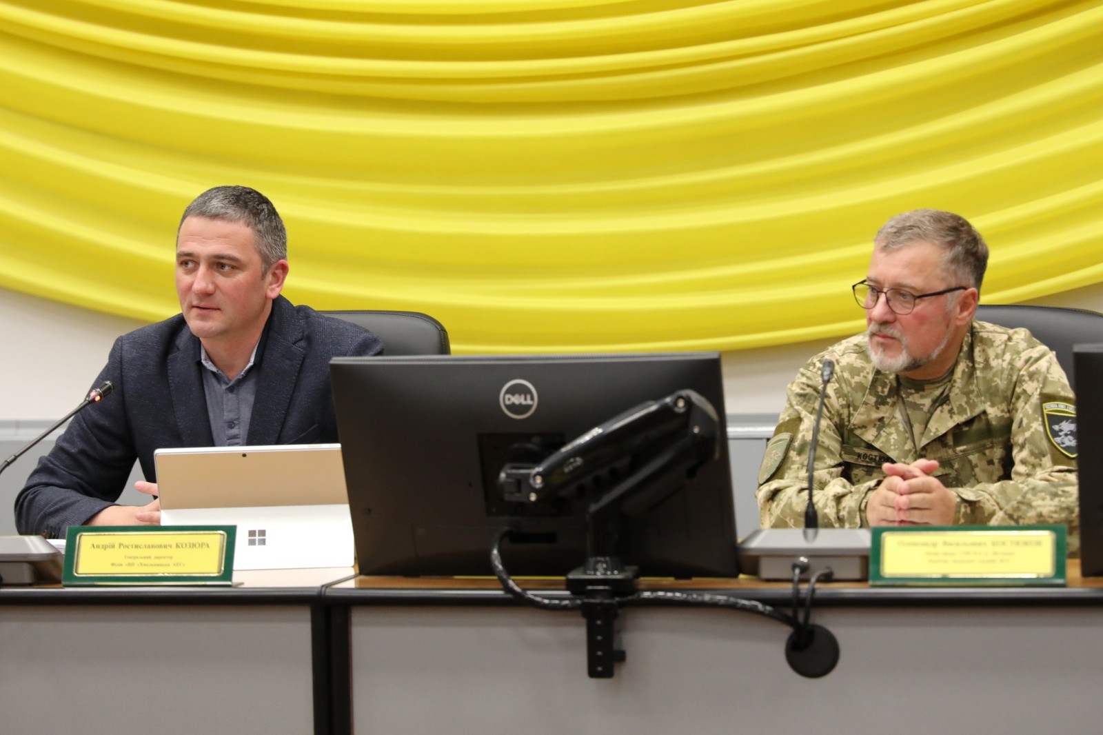 Рятують життя, коли поруч рветься земля